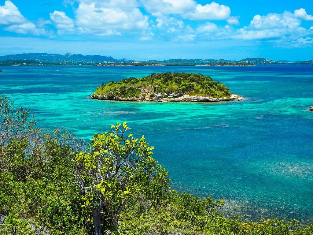 Best Caribbean Islands for a Romantic Getaway