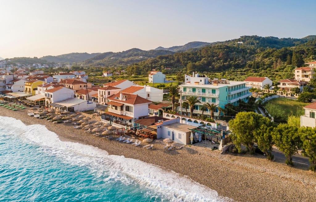 Top September Beaches for Sun-Seekers in the Mediterranean