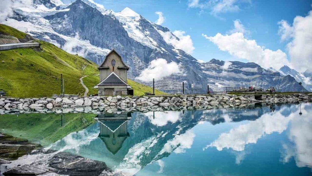 September Hiking Trails in the Swiss Alps