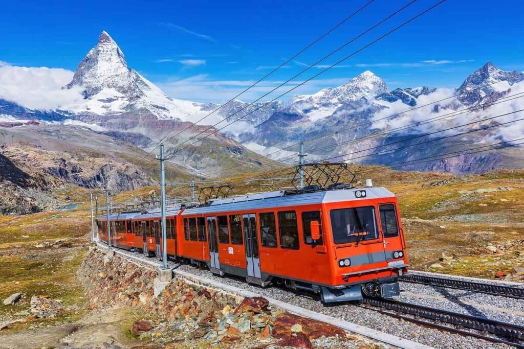 September Hiking Trails in the Swiss Alps