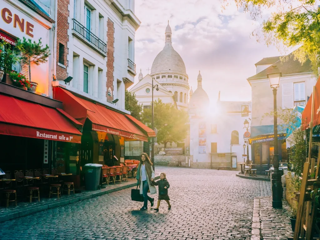 paris local people walking