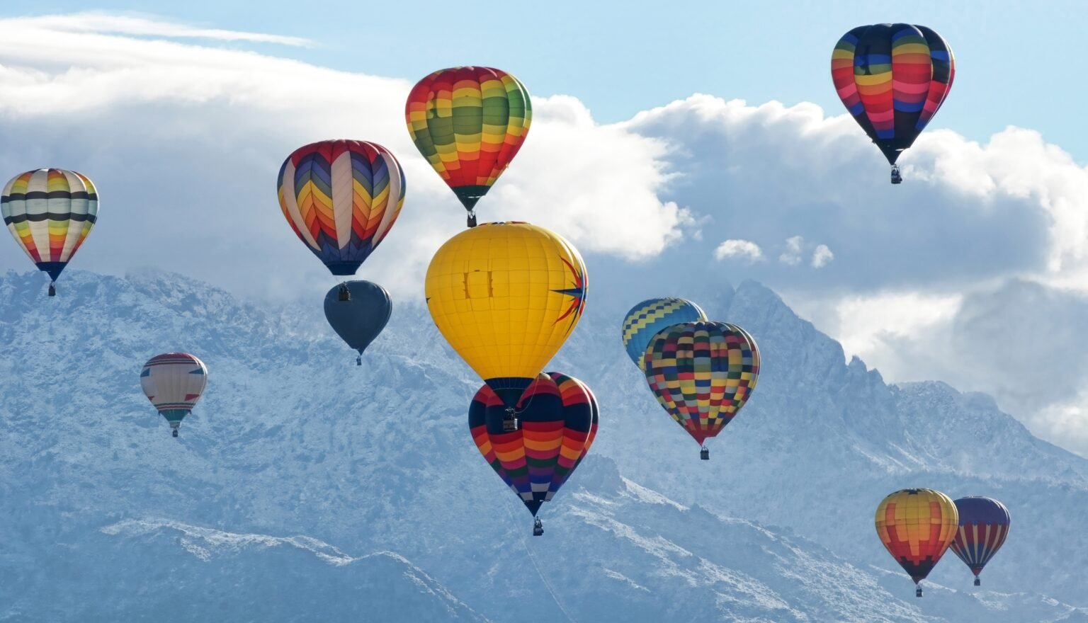 Affordable Adventures in Albuquerque: Hot Air Balloons and Holiday Lights