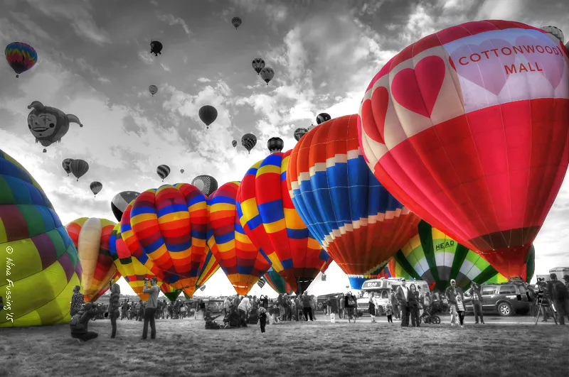 Affordable Adventures in Albuquerque: Hot Air Balloons and Holiday Lights