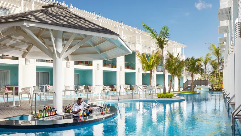Hotels Travel Tweaks: The Ultimate Guide to Saving Money and Enjoying Every Stay 28 Hotels Travel Tweaks