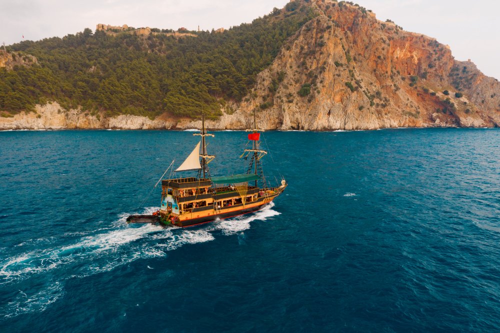 Sailing Trips for Solo Travellers
