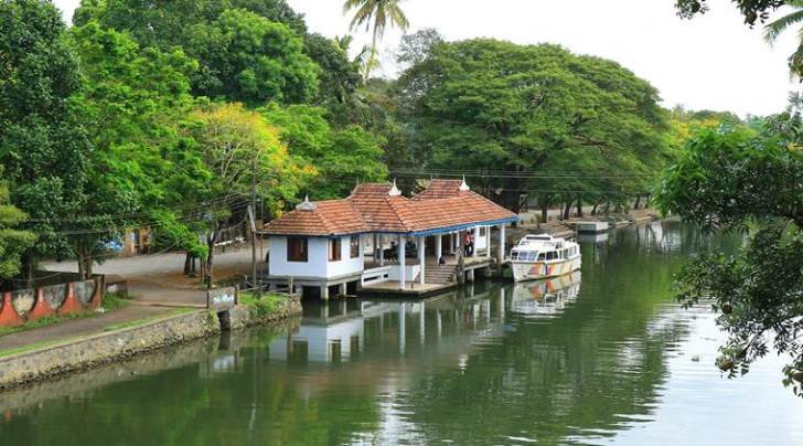 Lost Ports of Antiquity: Ancient Harbors Hidden in Today's Landscapes 34 Muziris