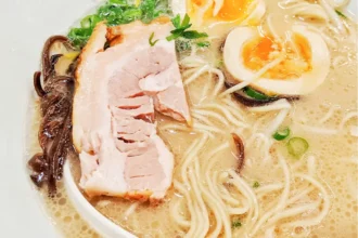 Hakata Ramen, Yatai Stalls, and Local Specialties in Kyushu