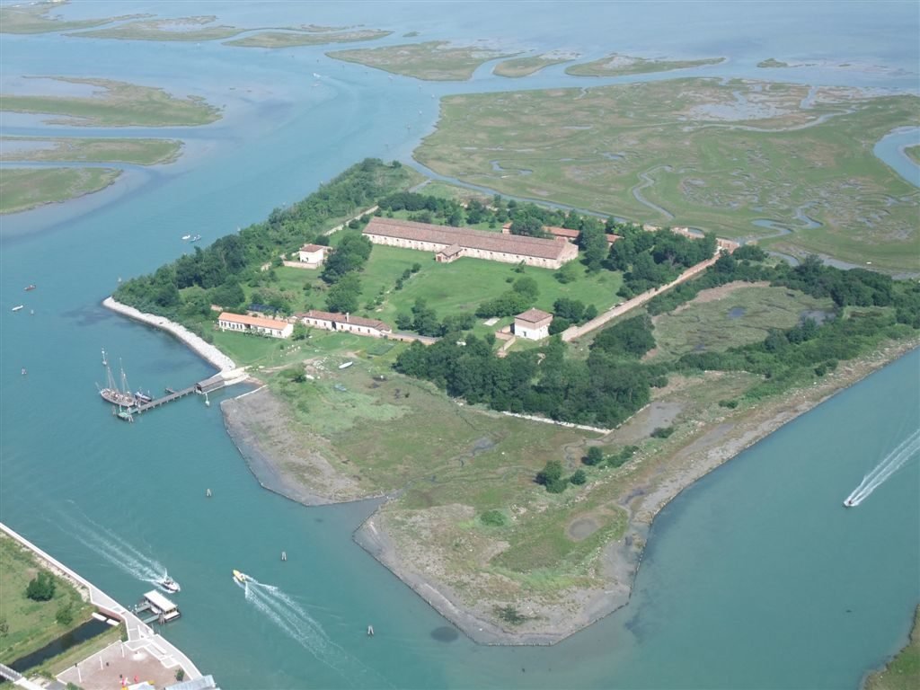 Secret Islands Near Venice: Finding the Venice Secret Islands That Most Travelers Miss 33 venice secret islands