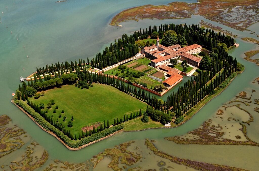 Secret Islands Near Venice: Finding the Venice Secret Islands That Most Travelers Miss 31 venice secret islands