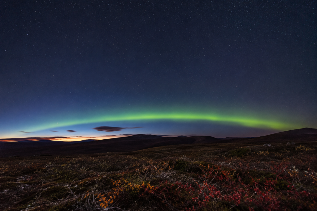 Autumn Aurora: Seeing the Northern Lights in September Without the Arctic Winter